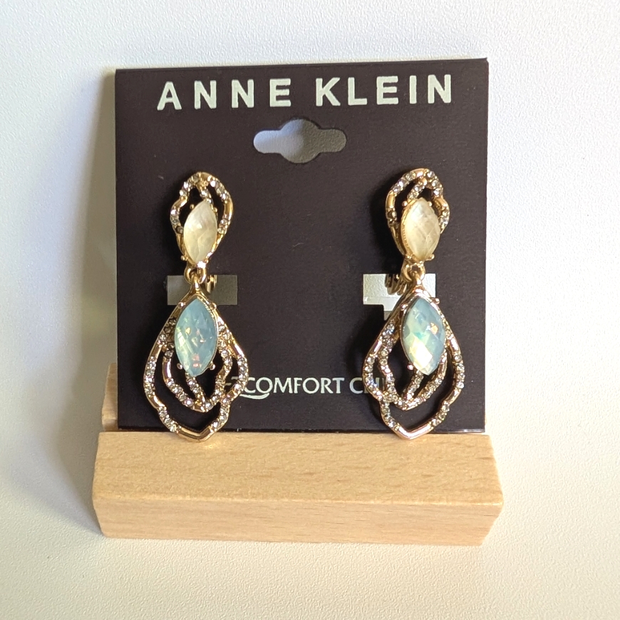 Anne Klein Comfort Clip On Earrings Gold Tone Drop Stones 10$